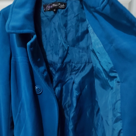 Coat - Picture 5 of 8